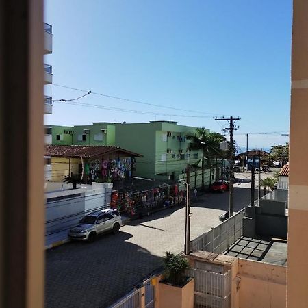 Ap Gomes Apartment Ubatuba Bagian luar foto